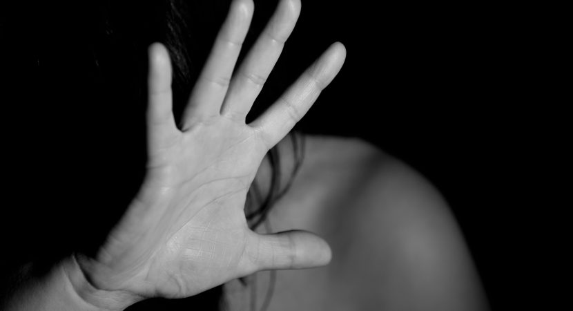 Ministerio de la Mujer reveló que cifra de denuncias por violencia intrafamiliar aumentó 60%