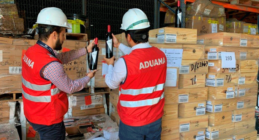 Relojes de oro, vinos y carros de golf son algunos de los artículos que serán rematados por Aduana en la primera subasta del 2019