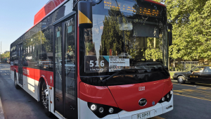 Experto llama a “no confiarse” para evitar saturación del transporte este fin de semana