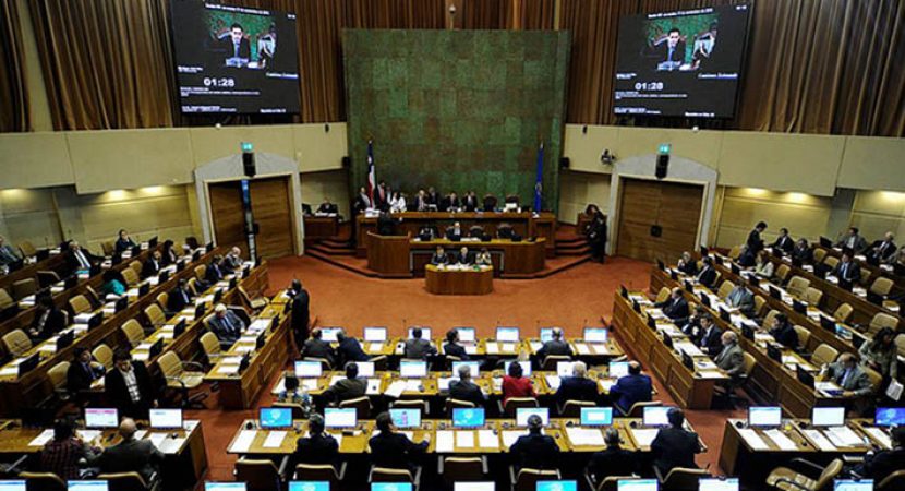 10 de los 155 diputados asistieron al total de las sesiones parlamentarias durante el 2019