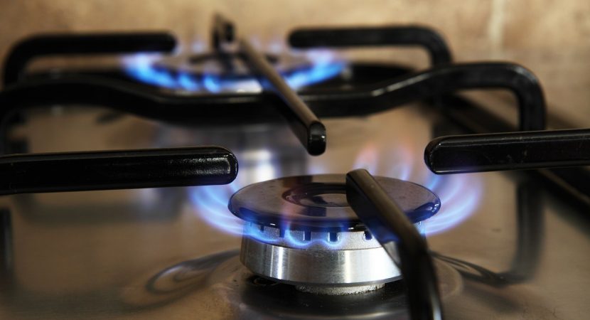 Académica de la Universidad Central entrega recomendaciones para evitar quemaduras en el hogar