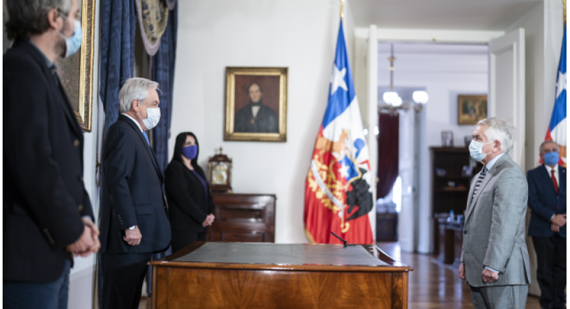 Enrique Paris asume como nuevo ministro de Salud luego de la salida de Jaime Mañalich