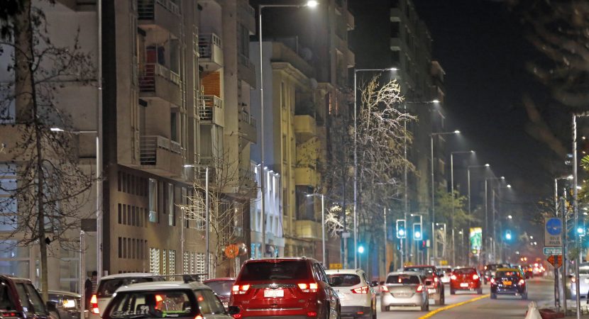 Aprueban mejoramiento de luminarias públicas para toda la comuna de Santiago