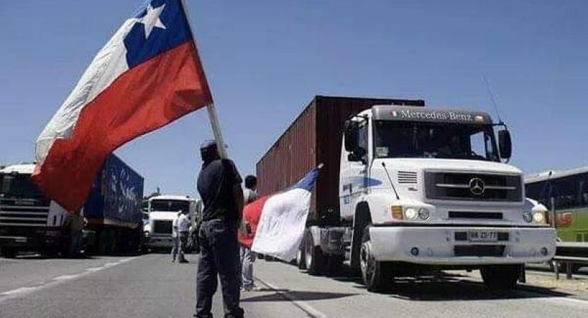 Gobierno firma acuerdo protocolar con camioneros que estuvieron en paro