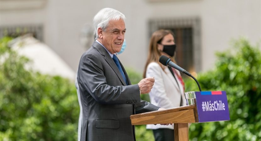 Presidente Sebastián Piñera anuncia reclamación internacional sobre territorio submarino entre Rapa Nui y el continente