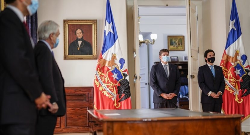 Ignacio Briones deja el Ministerio de Hacienda y no se descarta que inicie una carrera presidencial