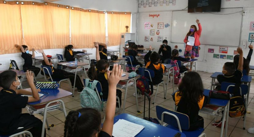 Comuna de Santiago comenzará el año escolar 2021 con clases remotas
