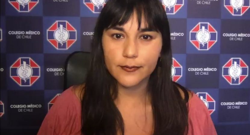 Presidenta del Colmed Izkia Siches pide disculpas por sus dichos en contra del Gobierno y llama a volver al diálogo
