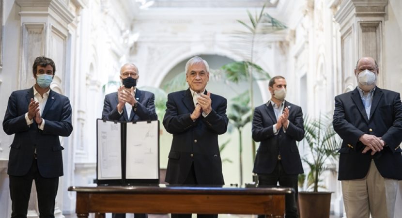 Presidente Sebastián Piñera promulga leyes electorales para comicios del 10 y 11 de abril