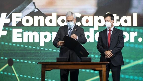 Presidente Piñera firma proyecto de Ley que fomenta el financiamiento de emprendimientos