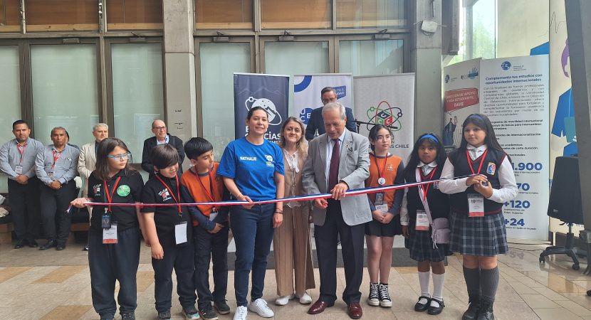 Universidad Central inicia décima versión de feria escolar Expo Ciencias