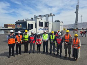 Dos nuevos camiones escáner de Aduanas entran en operaciones en Antofagasta y Tarapacá