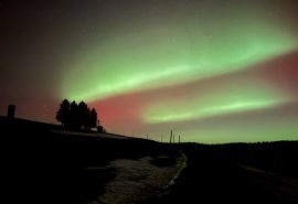 Auroras boreales iluminan noche en Alemania por tormenta geomagnética