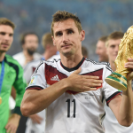 Klose cuenta con que Messi o Mbappé batirán pronto su récord