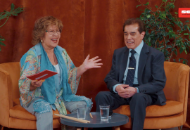 Marti Palacios inaugura octava temporada de «Tertulias: música e historias» con un viaje por seis décadas de cumbia chilena