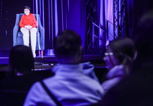 «Parece muy real»: proyecto usa IA con supervivientes del Holocausto