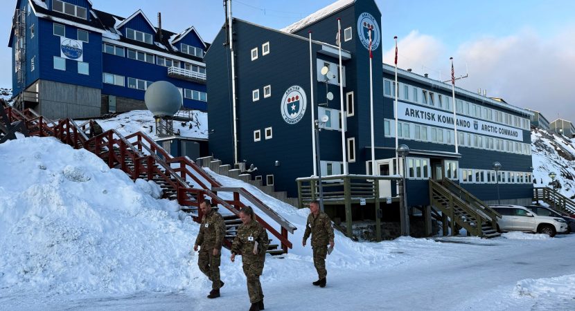 Equipo militar de reconocimiento alemán arriba a Groenlandia