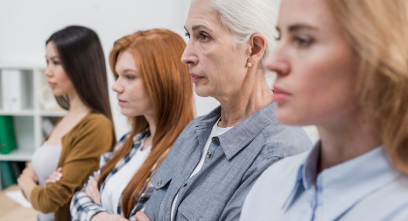 Solo 39% de quienes estudian inglés son mujeres: la brecha que impacta sus oportunidades laborales