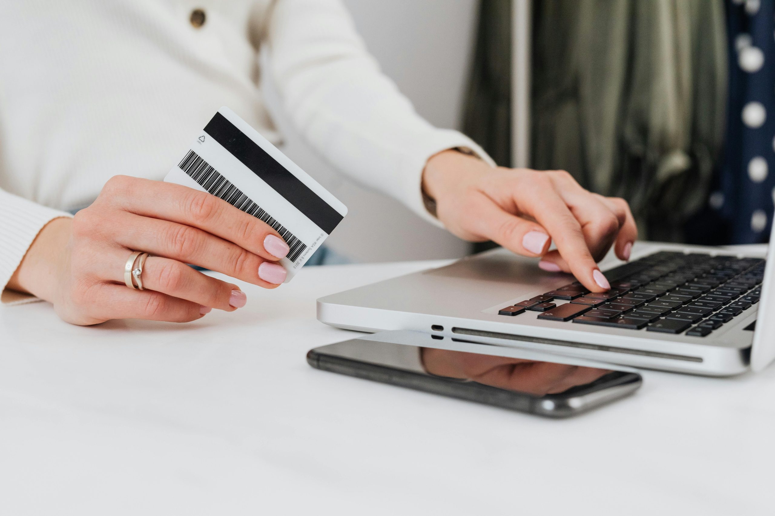 Recaudación digital se consolida y transforma la forma de pagar cuentas en Chile