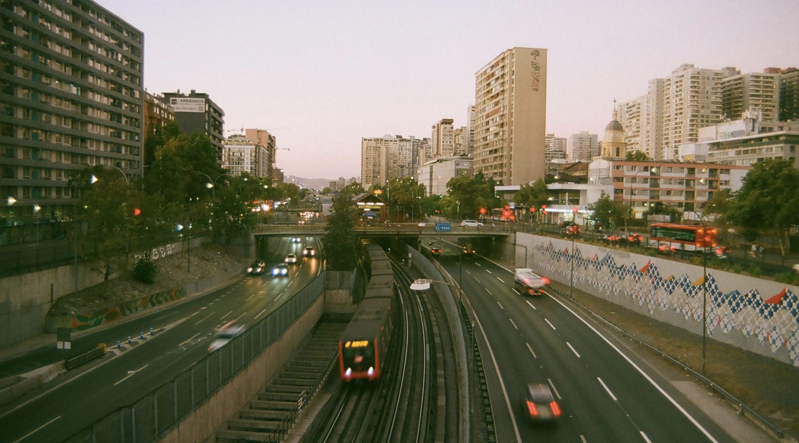 Taxi gratis en el metro de Santiago: Un beneficio oculto y desconocido
