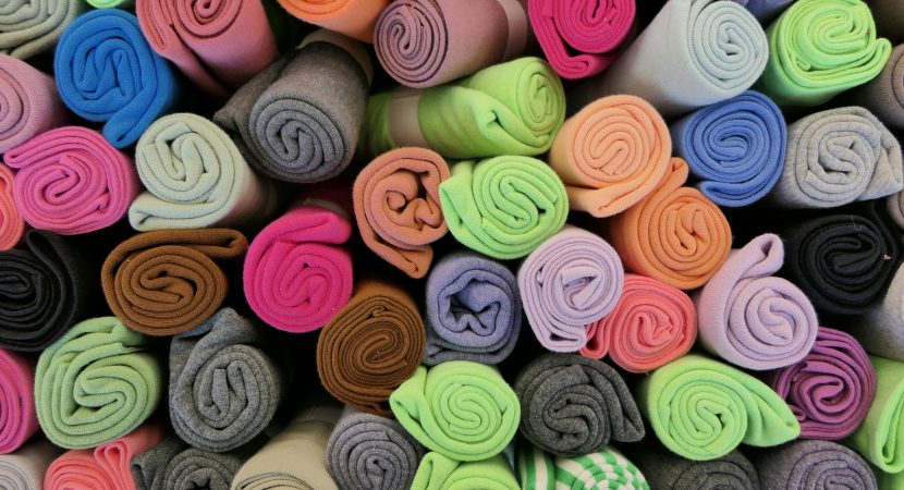 ¿Poliéster o algodón?: Mitos y verdades sobre la ropa sintética