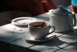 ¿Café o té? La ciencia revela cuál es la mejor bebida para combatir el frío