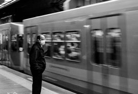 Psicólogos y meditación en el Metro: el nuevo plan de salud mental en las estaciones